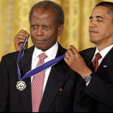 President Obama Give Sidney Poitier Presidential Medal of Freedom