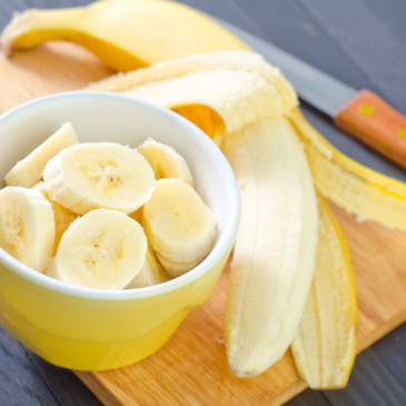 Bowl of bananas ready for the seamoss banana smoothie