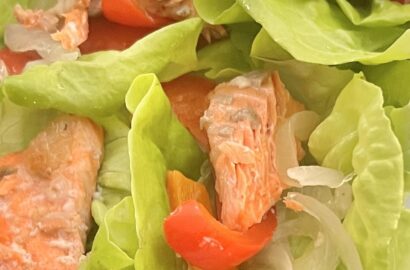 Completed salmon lettuce wraps
